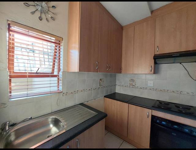 2 BEDROOM PROPERTY TO RENT IN VANDERBIJLPARK CW 2